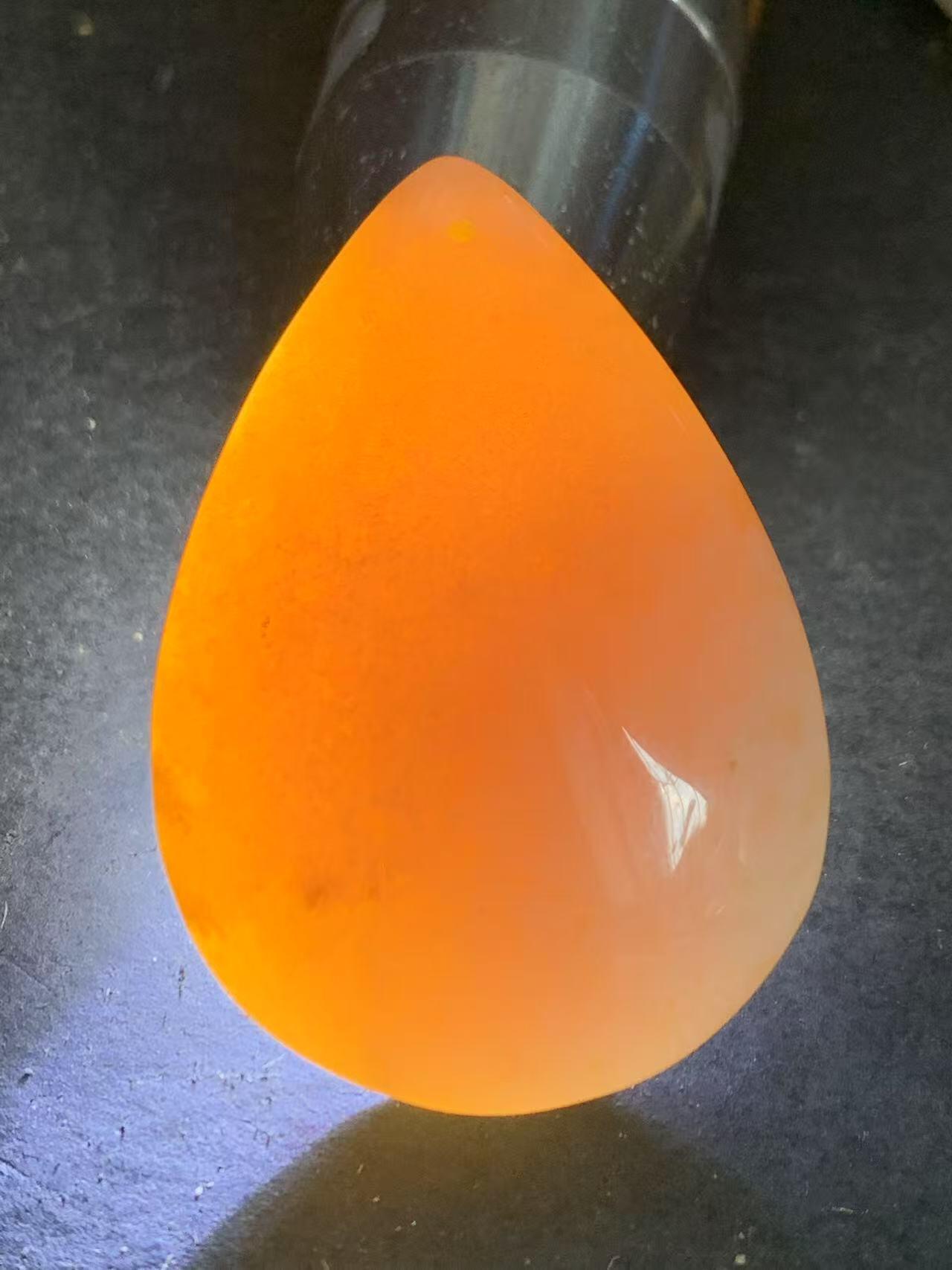 放福利！仅此一个，天然高玉化冰透小花珊瑚玉吊坠一个，
