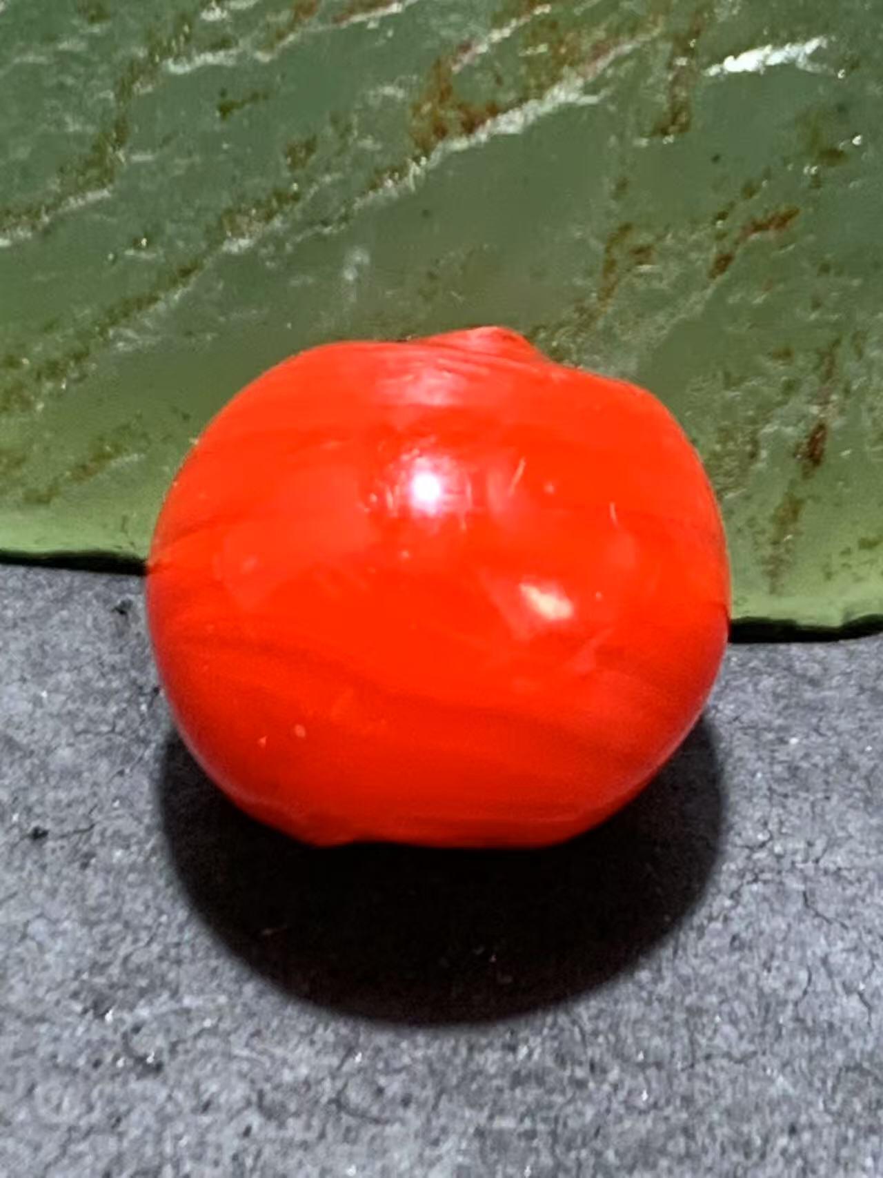 建国前后库存柿子红搅胎琉璃苹果珠一颗