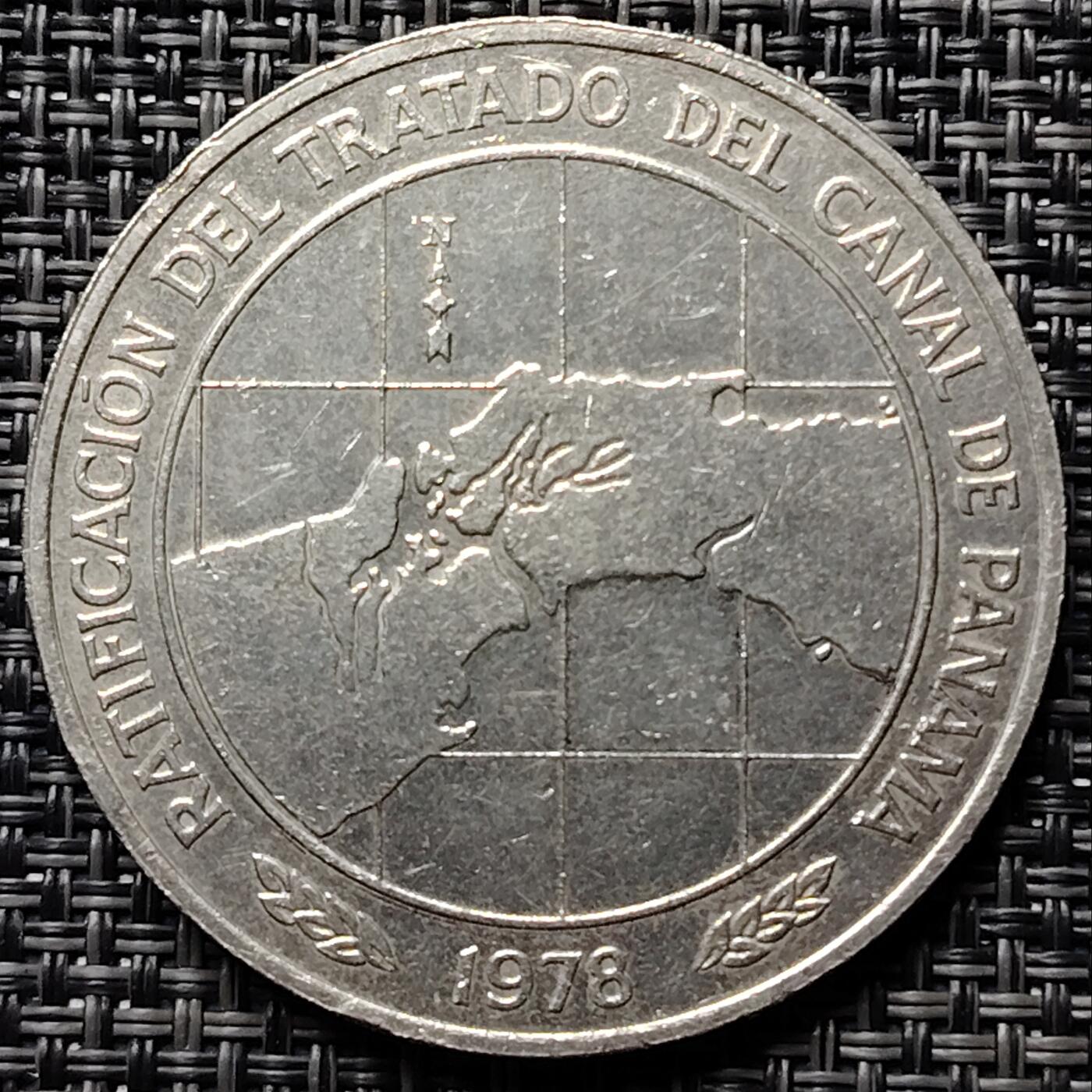 布加迪🐬～世界钱币(上海)🌾第 227 期 /  各国套币和散币 巴拿马🇵🇦 1978年 10巴波亚  批准巴拿马运河条约纪念  大镍币45.6mm