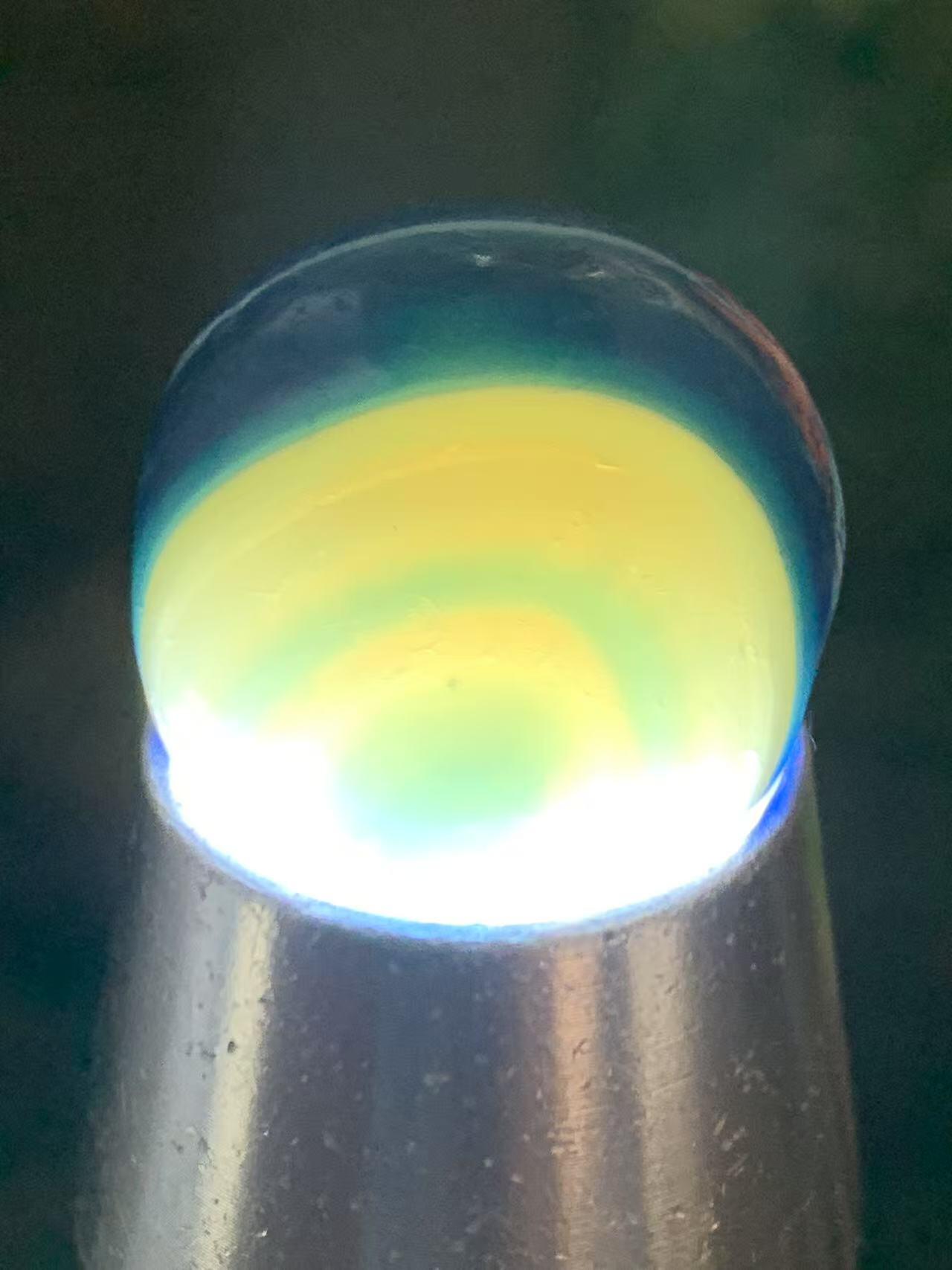 精美高玉化风化纹天眼缠丝玛瑙随形珠一颗。，
