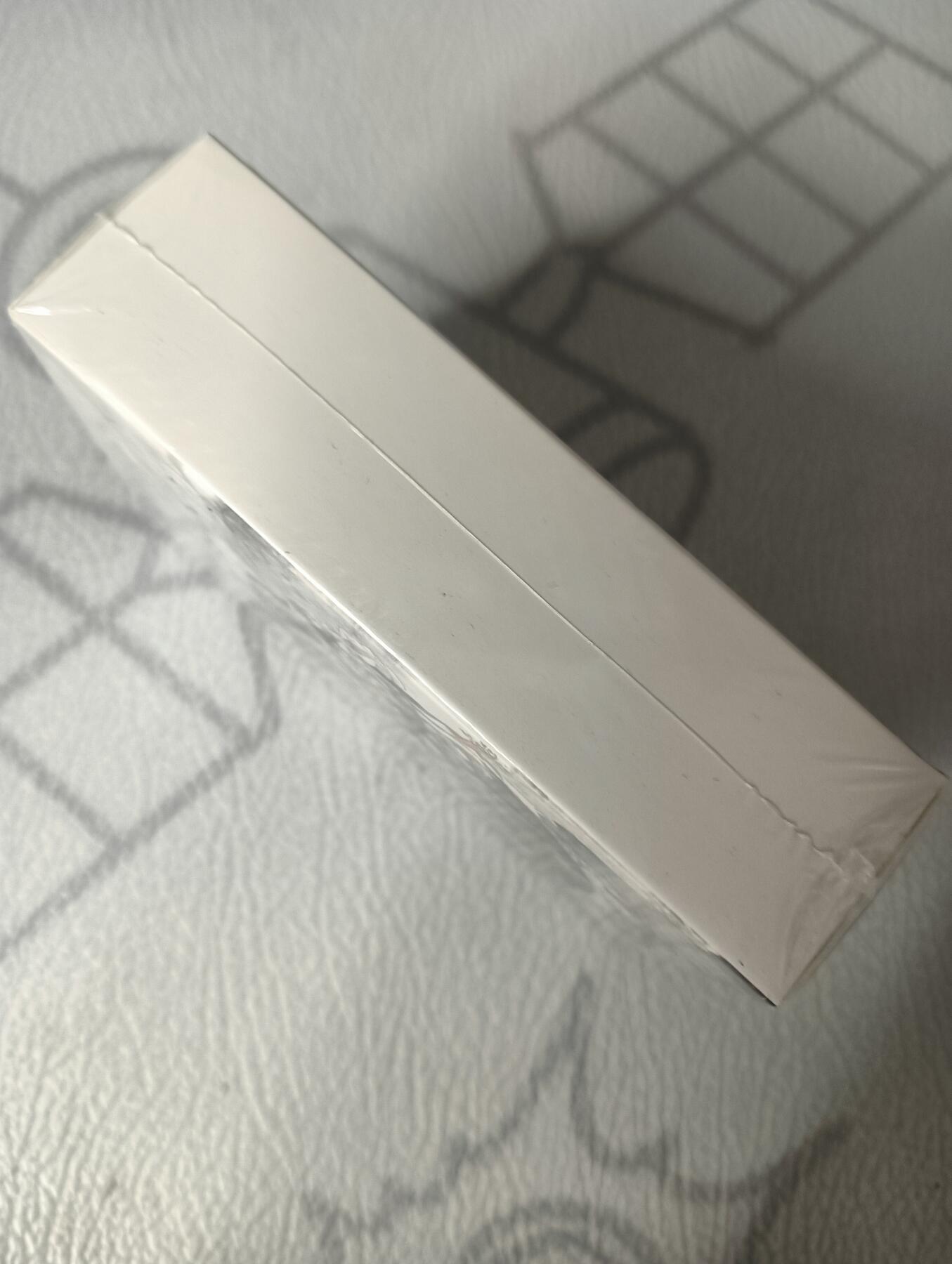 花开卡拍第30期（7月13号周日截拍，品控勿拍!!!拍品不寄存，运费5元，自制卡难免瑕疵，可能存在轻微撞角爆边等出厂瑕疵，品控介意勿拍！） 金庸漫画典藏收藏卡55张，未拆封