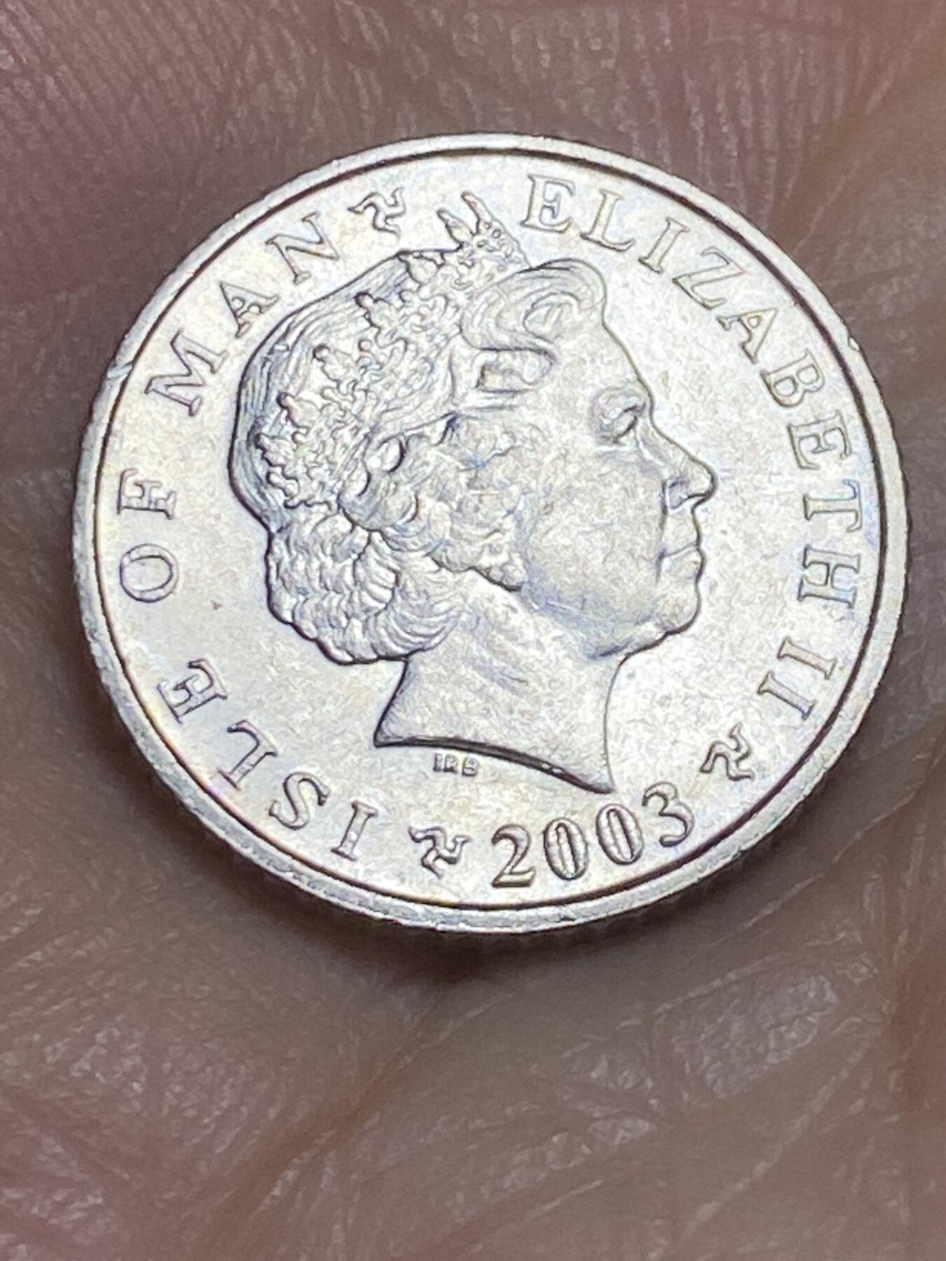 2025年第六十四场(总第九十场）外国好品散币(免佣金) 英属马恩岛🇮🇲2003年5便士(伊丽莎白二世老年，PM AD标)