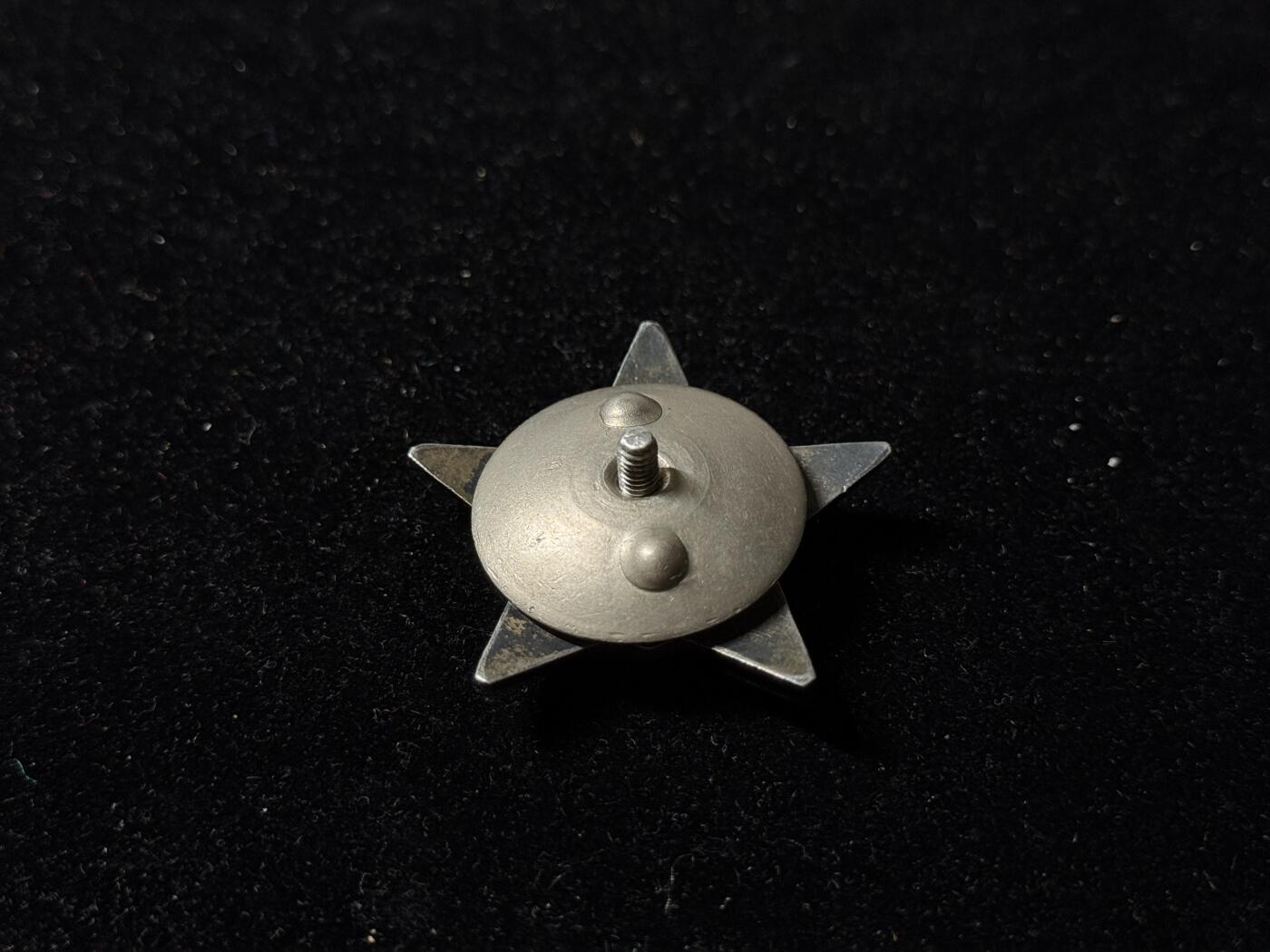 戎马世界章牌大赏第100期 苏联红星勋章，号段2653594，档案已查，得主第一个突入战壕杀敌军官一人获得