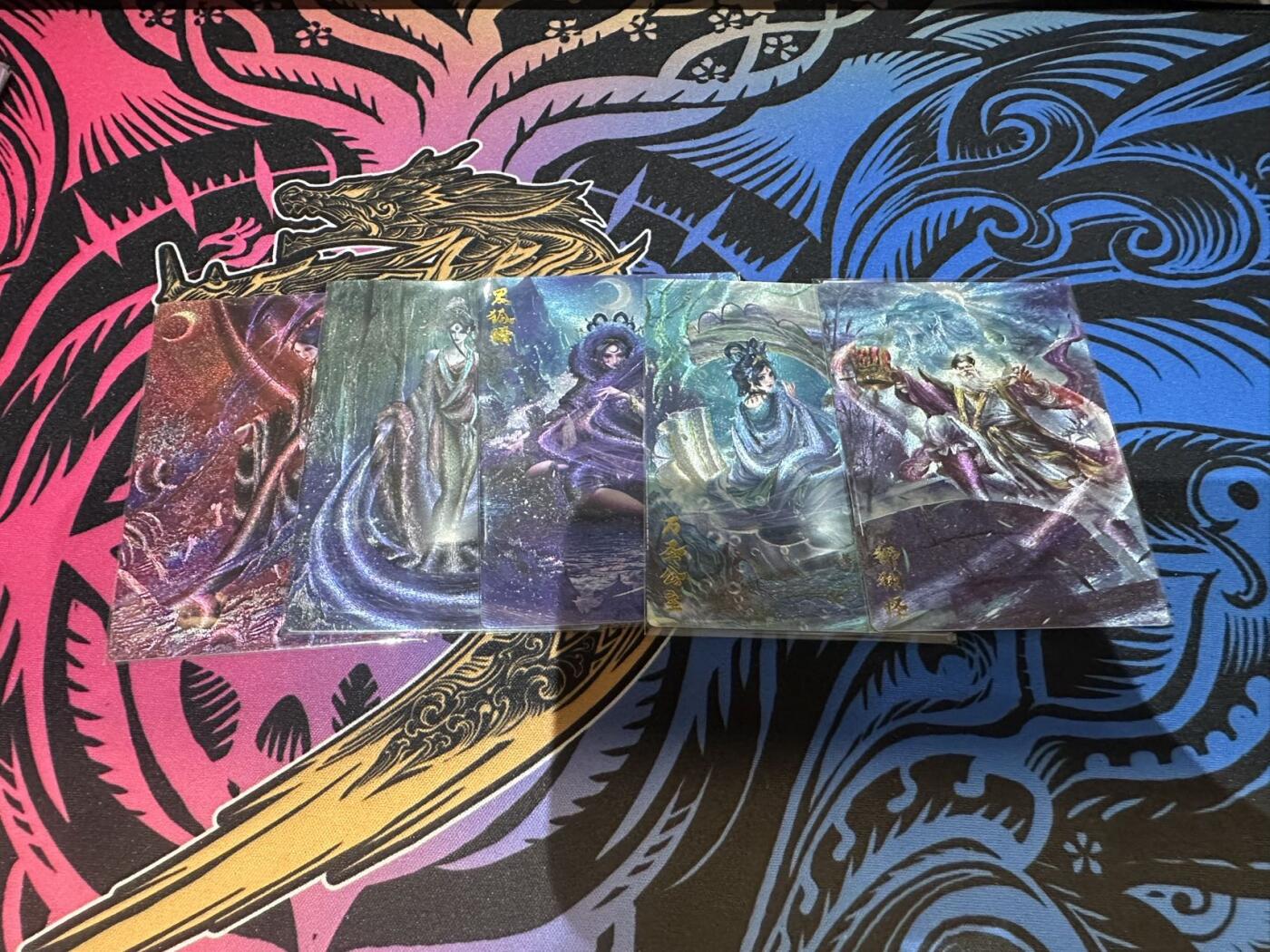 秋萤阁第7期 (7月12日周六晚上23点截拍，欢迎竞拍)  卡德曼 武韵红颜 西游礼盒10 画师：杆子 粗闪 裸卡 5张一套
