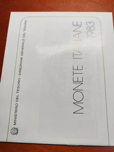 长老汇蛇年精选第二十场拍卖 1983意大利套币10枚卡装，含1枚银币，克书75美金