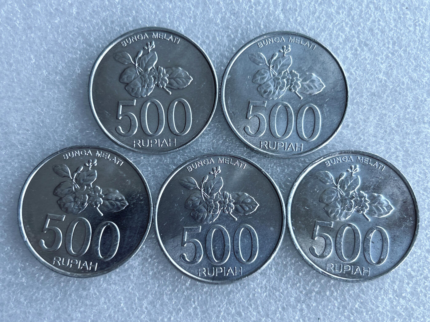 第一海外回流一元起拍收藏 散集专场. 第228期 印度尼西亚2003年500卢比铝币 5枚 原光美品