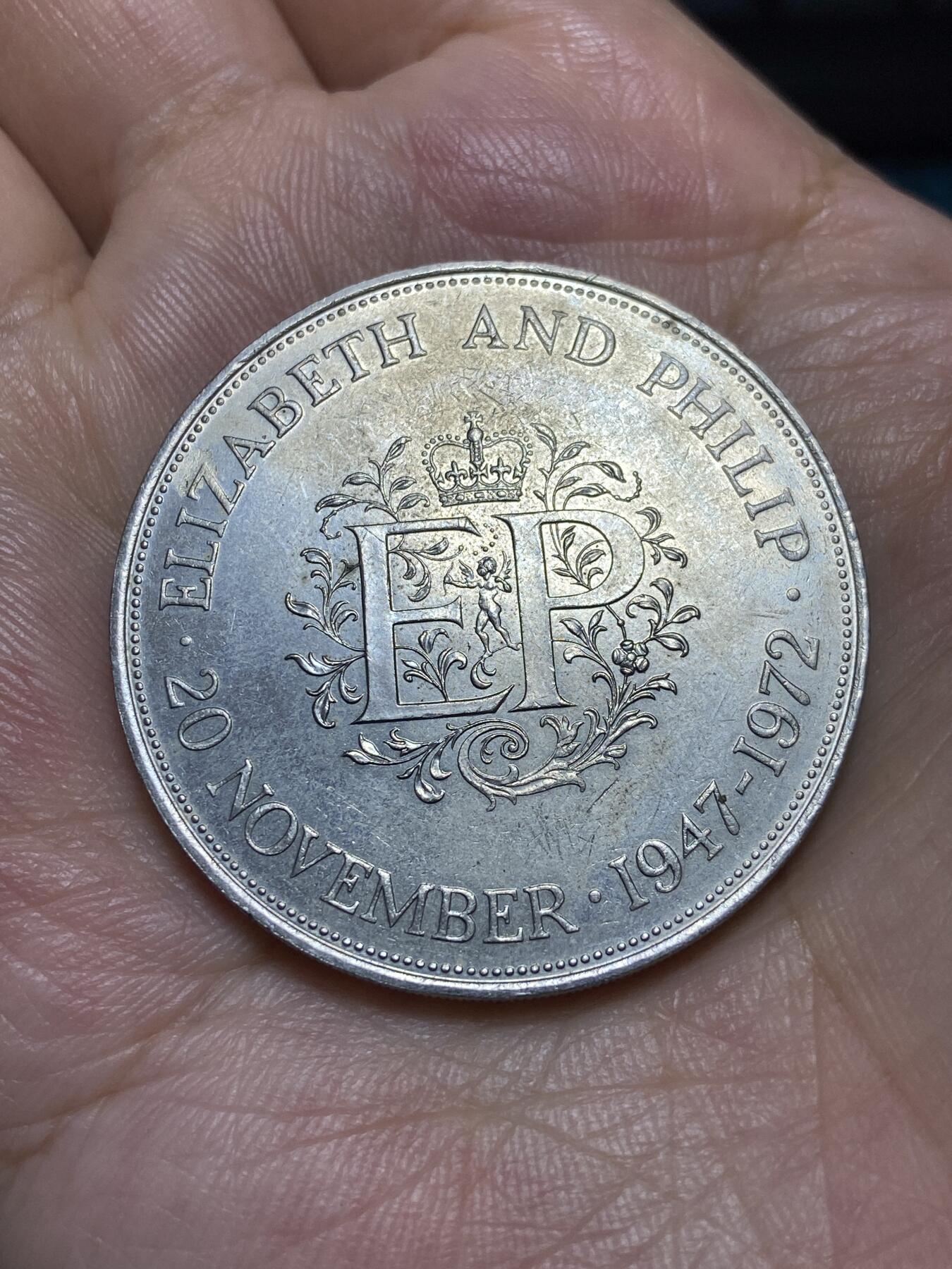 2025年第六十四场(总第九十场）外国好品散币(免佣金) 英国🇬🇧1972年25便士克朗型纪念币(伊丽莎白二世25周年银婚纪念币)