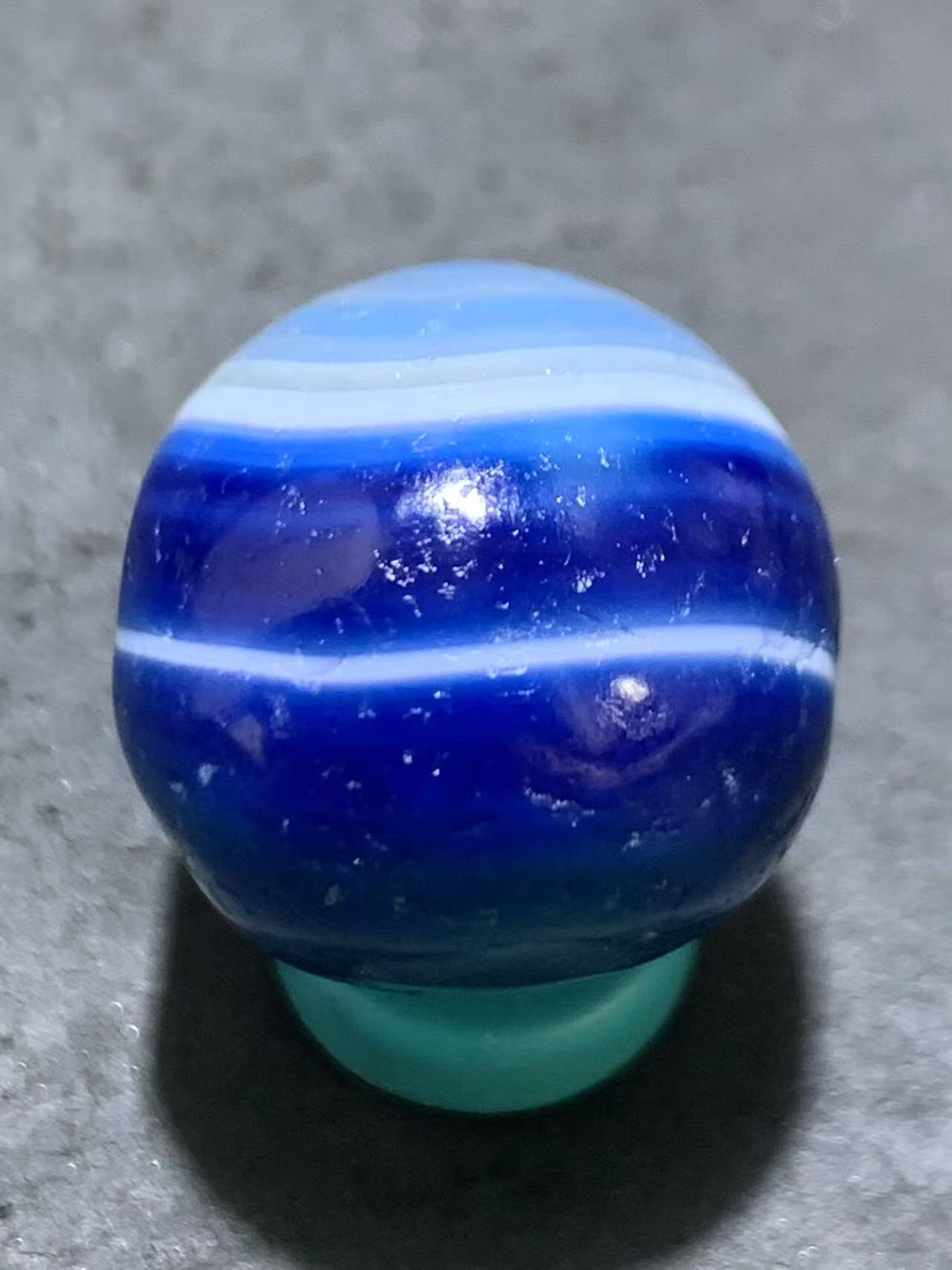 精美高玉化风化纹天眼缠丝玛瑙随形珠一颗。，