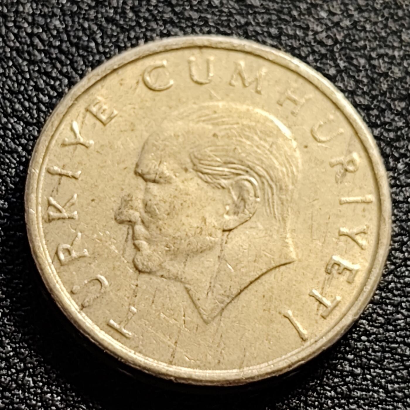 泉币菌-第51场-各国散币场 通胀版 土耳其10bin里拉（10万）硬币 23mm 1996年版 厚重