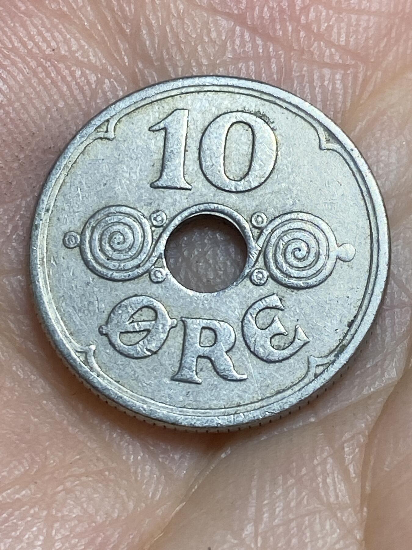 2025年第六十四场(总第九十场）外国好品散币(免佣金) 少见稀年–丹麦🇩🇰1941年10欧尔(克里斯蒂安十世时期，N; GJ铜镍材质版，发行量第二少的年份)
