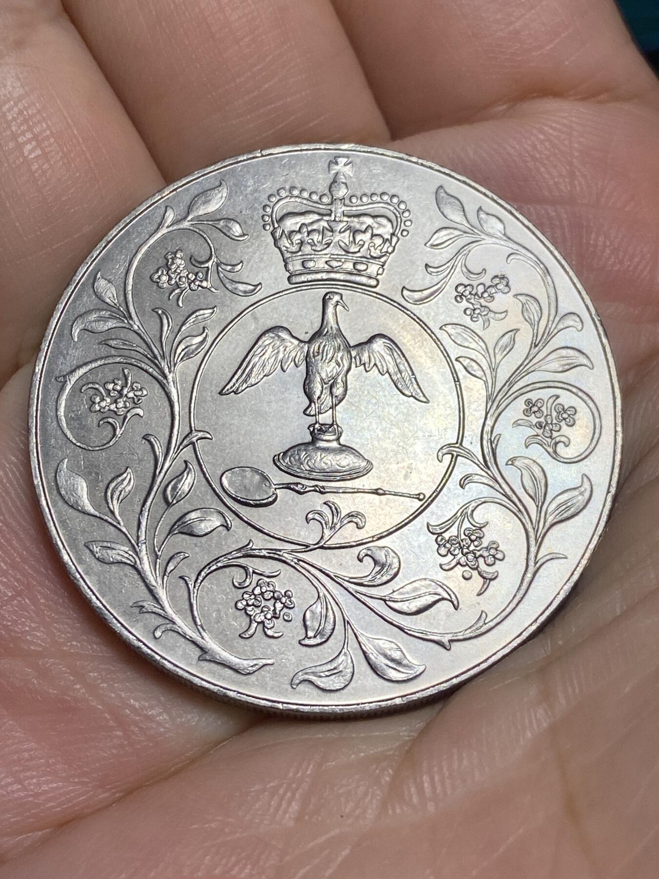 2025年第六十五场(总第九十一场）外国好品散币(免佣金) 英国🇬🇧1977单年份25新便士克朗型大币(伊丽莎白二世登基25周年银禧纪念币)