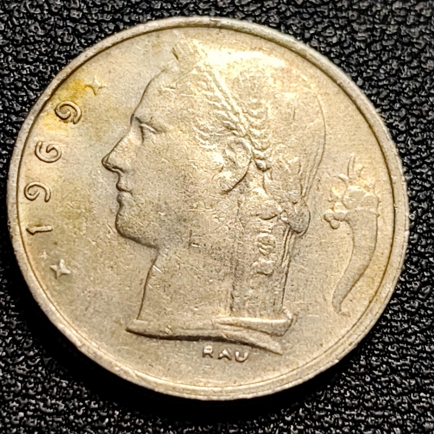 泉币菌-第51场-各国散币场 比利时1969年1法郎铜镍币（佛兰芒文版BELGIË），谷物女神，21mm