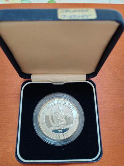 长老汇蛇年精选第二十场拍卖  1992爱尔兰竖琴25埃居精制加厚银币，原盒，46克925银，4000枚，珍稀币