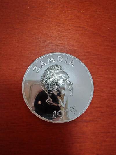 长老汇蛇年精选第二十场拍卖 1979赞比亚猎鹰10卡瓦查精制银币，3250枚，35克925银