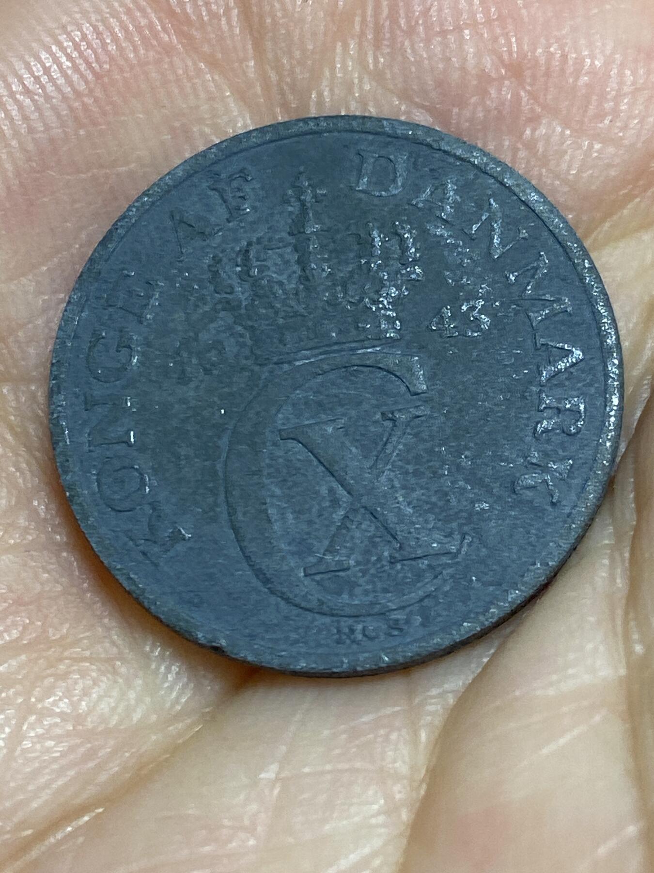 2025年第六十五场(总第九十一场）外国好品散币(免佣金) 丹麦🇩🇰1943年2欧尔锌币(克里斯蒂安十世，N; S版，二战德国占领时期)