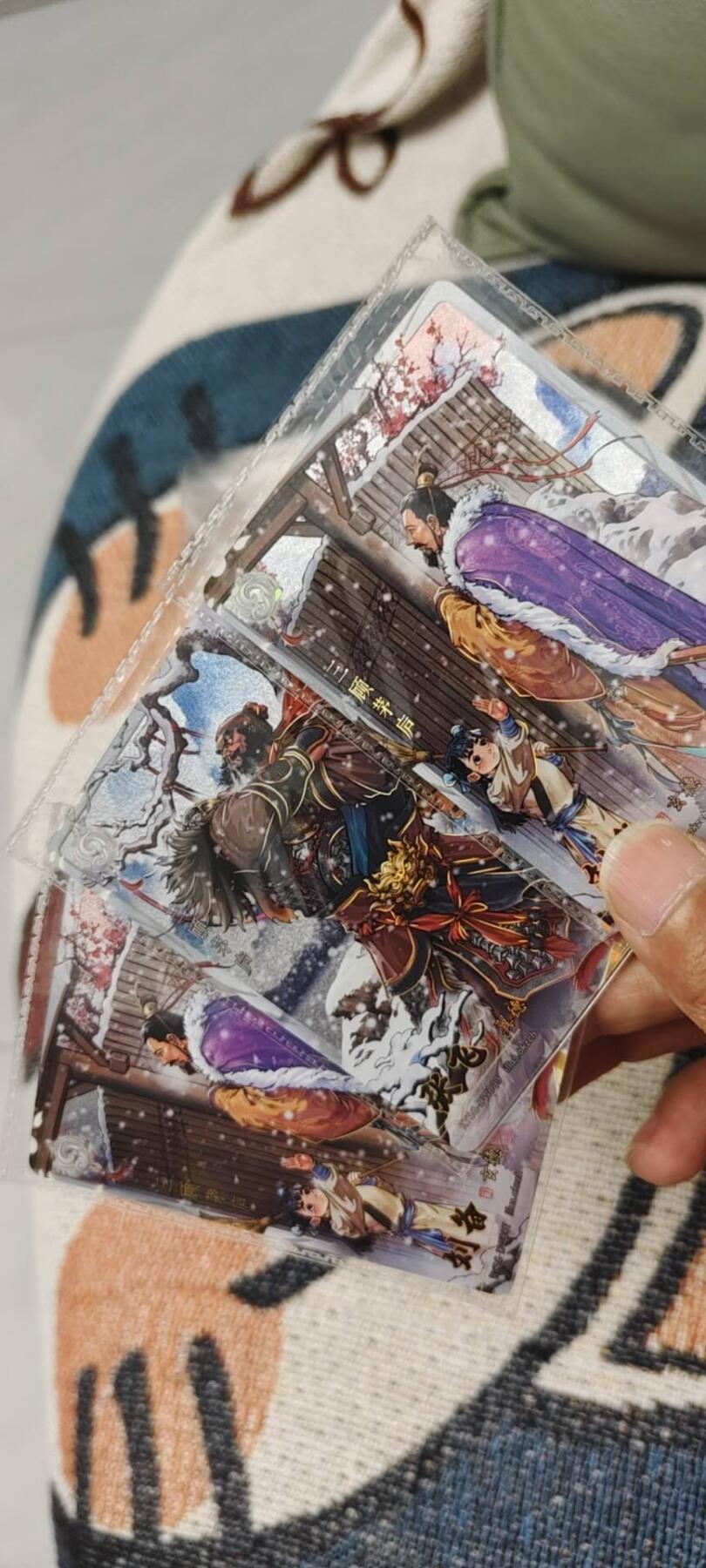 秋原瞳的小店第十七期（摘西瓜的季节，你是否还能记得那个熙熙攘攘月光下的自己）