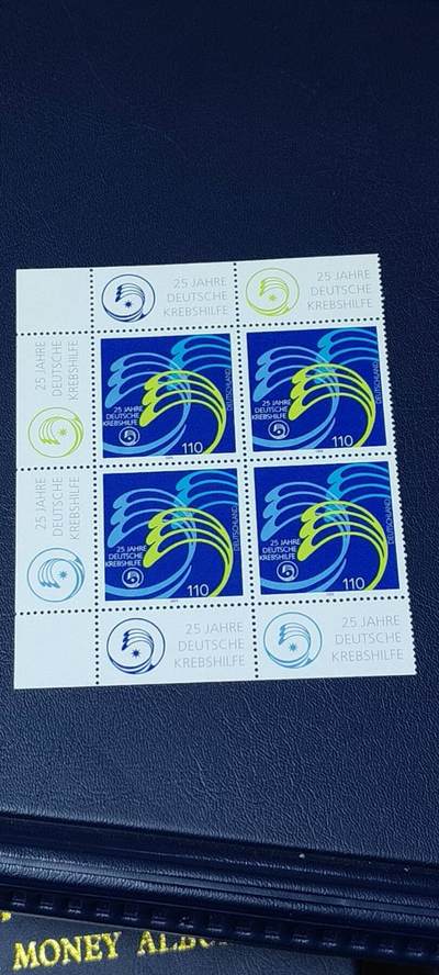 德国邮票专场，都是四方联 - 德国邮票四方联一张，1999年发行，医疗救助组织25周年  医学。品相如图