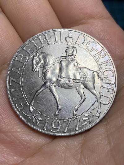 2025年第六十五场(总第九十一场）外国好品散币(免佣金) - 英国🇬🇧1977单年份25新便士克朗型大币(伊丽莎白二世登基25周年银禧纪念币)