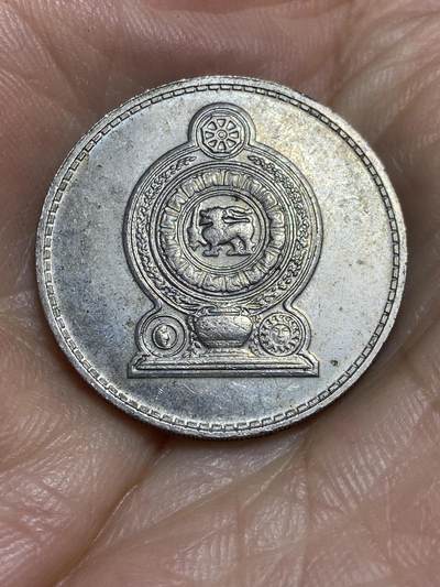 2025年第六十四场(总第九十场）外国好品散币(免佣金) - 斯里兰卡🇱🇰1975年1卢比(早期安全边版)