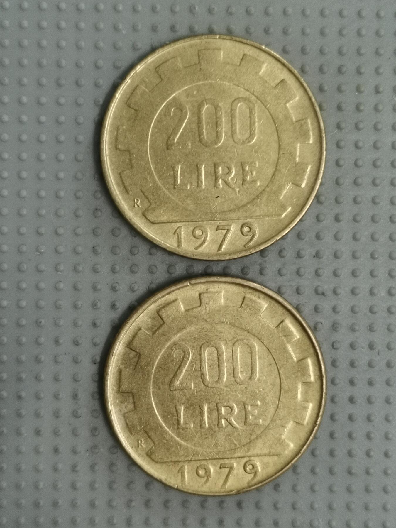 2025年第61场各国散币拍卖（总第61场） 意大利1979年200里拉2枚