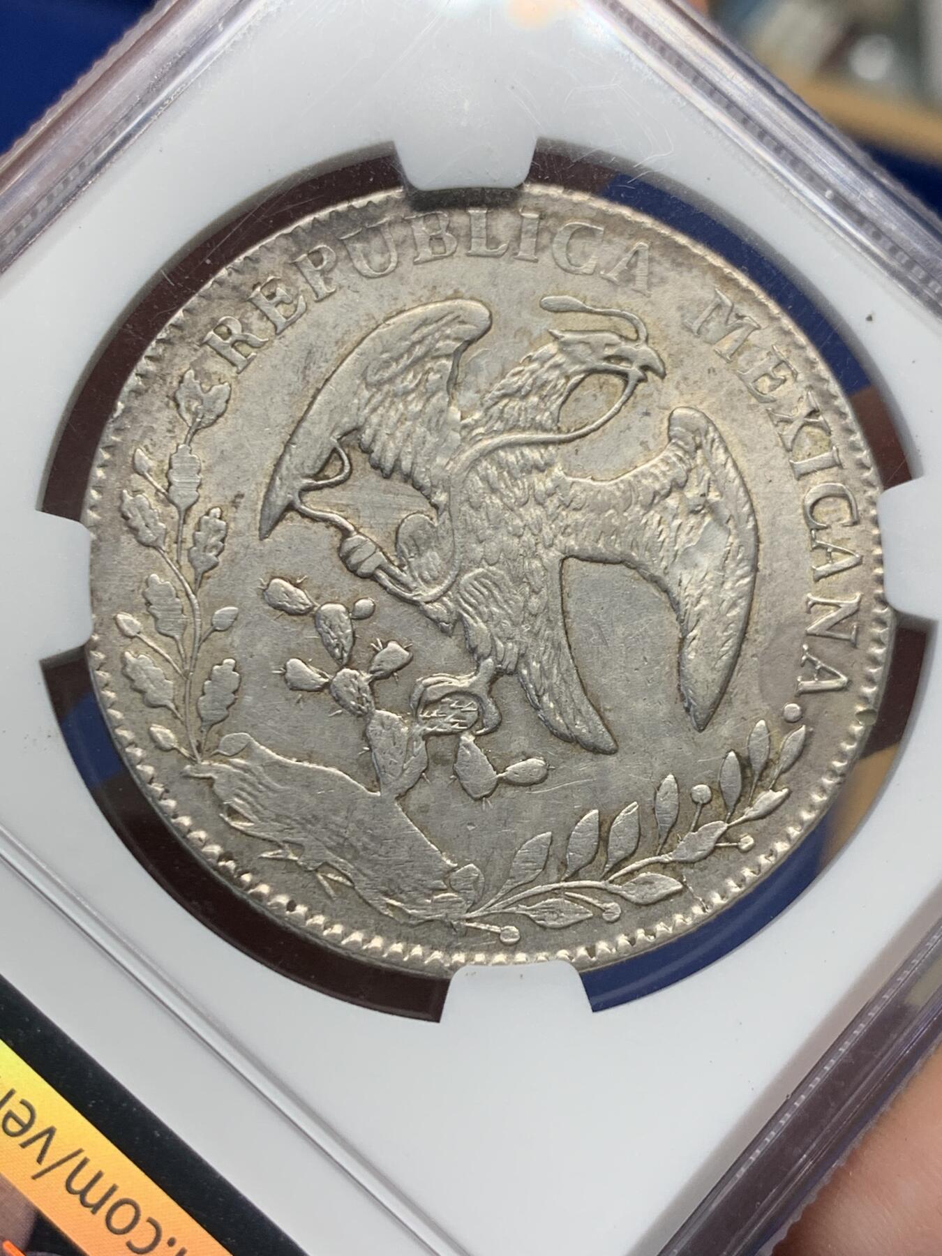《竞宝斋》第400场 周日，周一，周二，3场连拍 （全场包邮） NGC AU58 墨西哥1863GO YF鹰洋8R银币