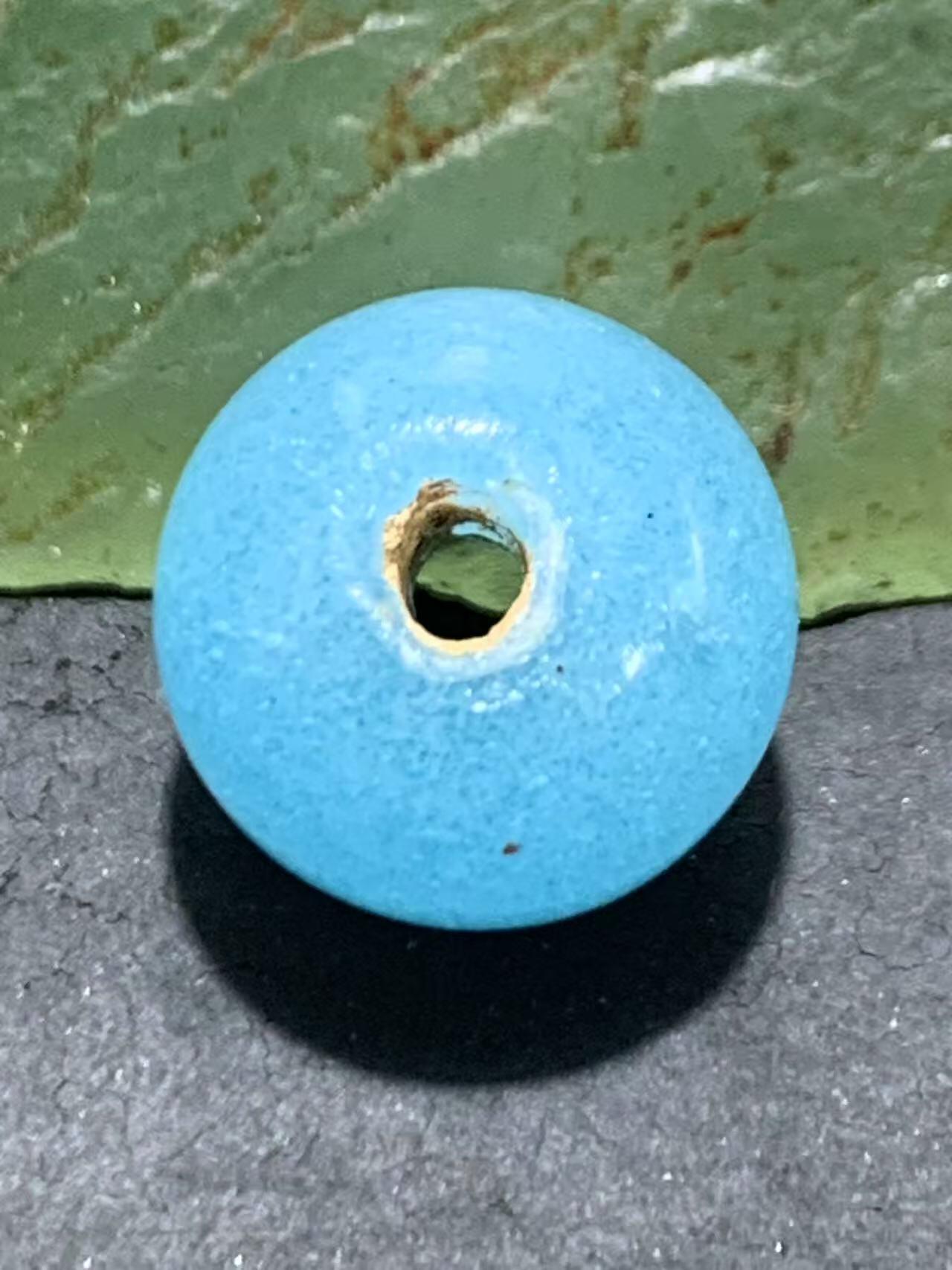罕见建国前后库存夜光琉璃苹果珠一颗，