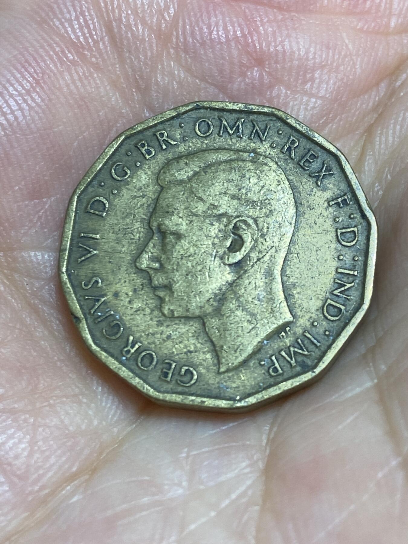 2025年第六十五场(总第九十一场）外国好品散币(免佣金) 英国🇬🇧1945年3便士(乔治六世第一版，印度皇帝加字版)