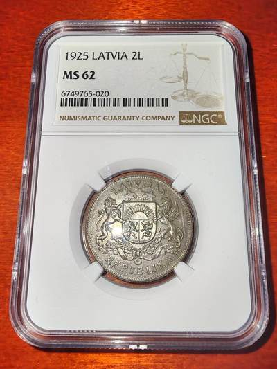 长老汇蛇年精选第二十一场拍卖 - 1925拉脱维亚2拉特银币，NGC MS62，英国皇家造币厂