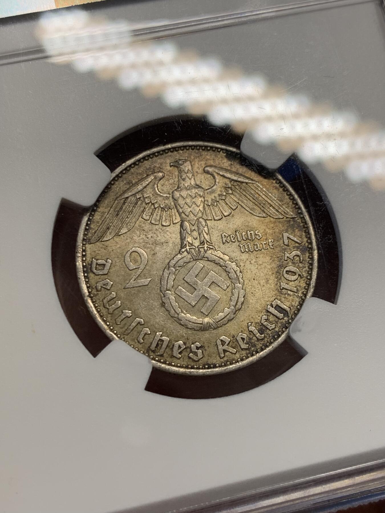 《竞宝斋》第400场 周日，周一，周二，3场连拍 （全场包邮） NGC MS62 德国1937A兴登堡2马克银币，浓重酱彩，永久收藏的品相