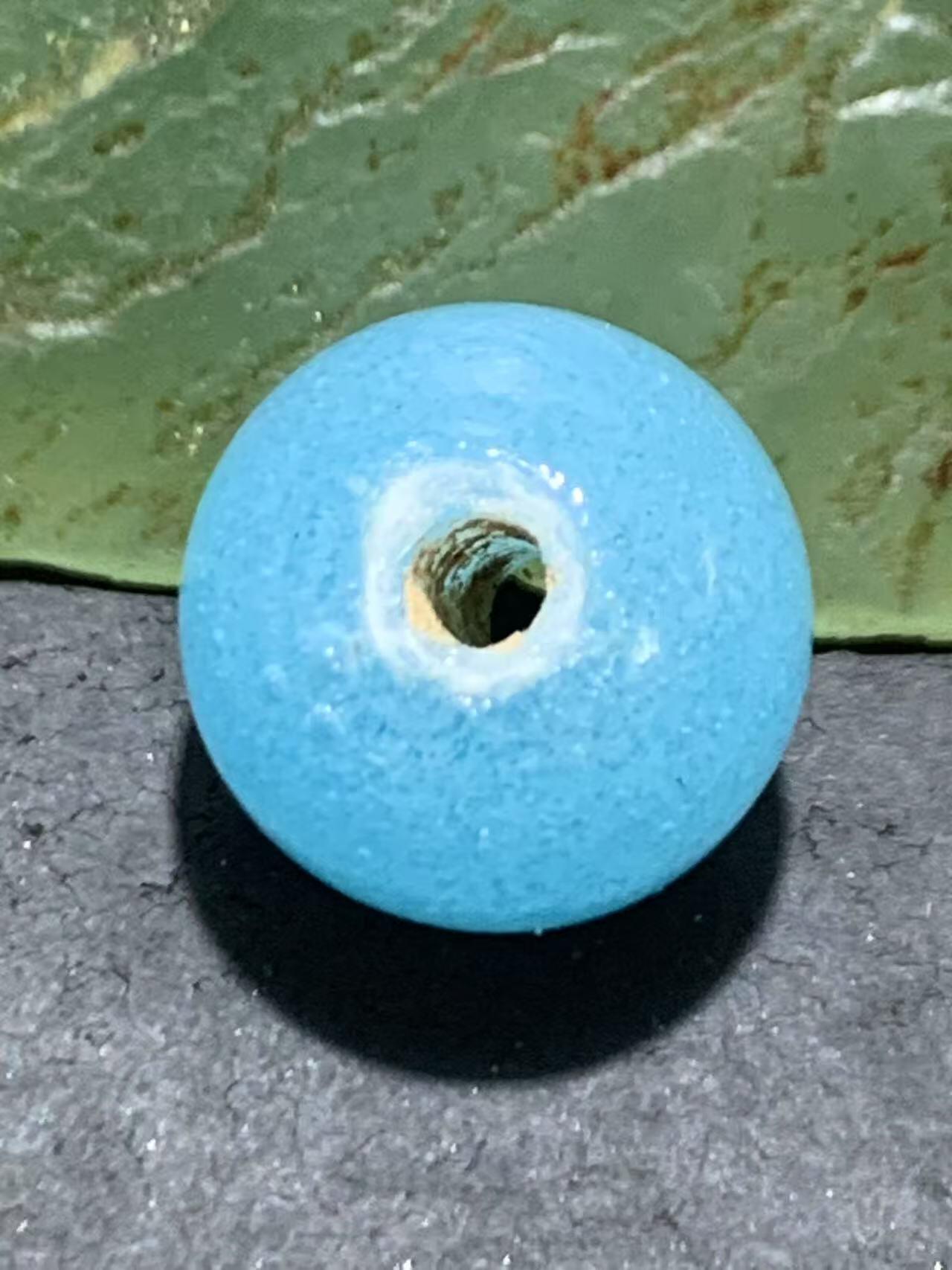 罕见建国前后库存夜光琉璃苹果珠一颗，