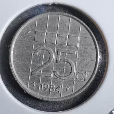 沼泽如烟--第777场 - 荷兰1984年25分