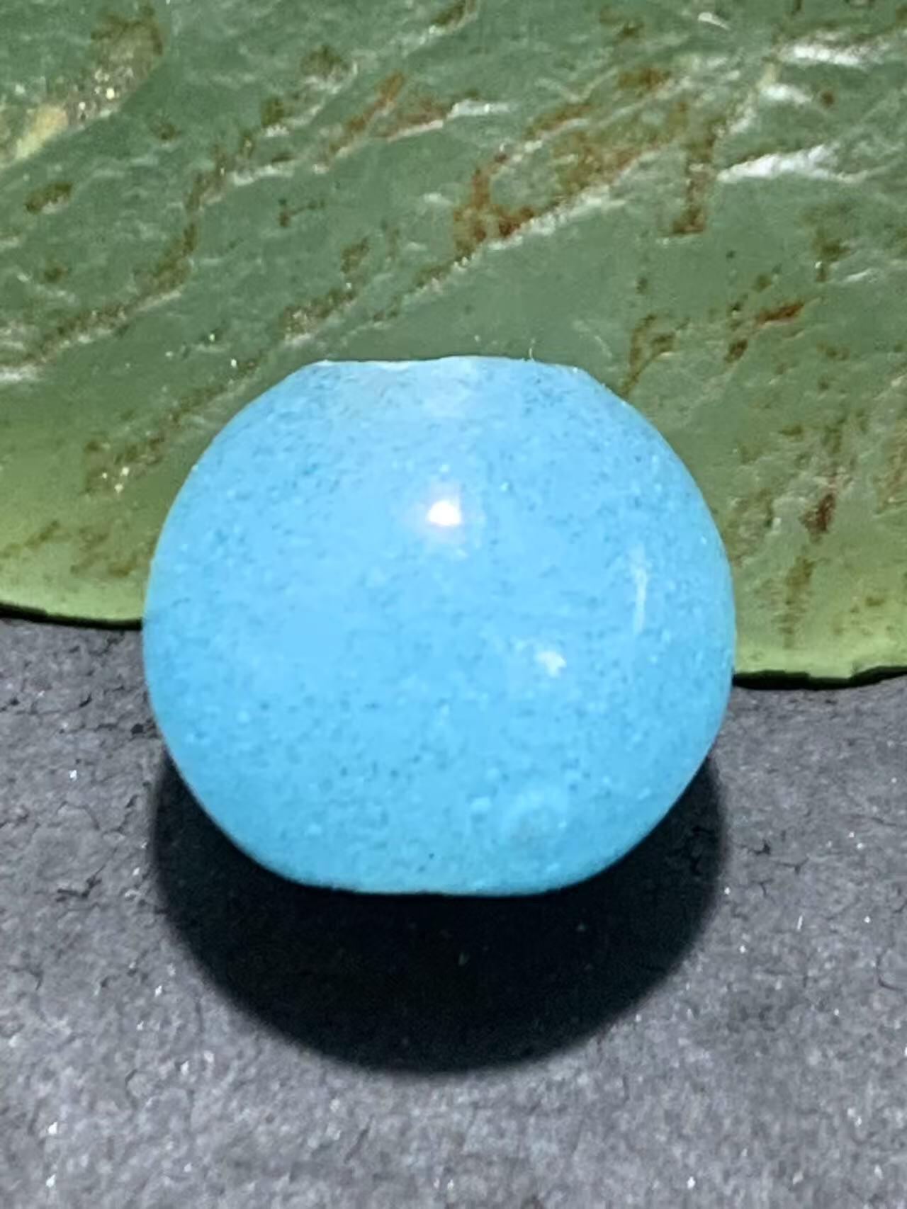 罕见建国前后库存夜光琉璃苹果珠一颗，