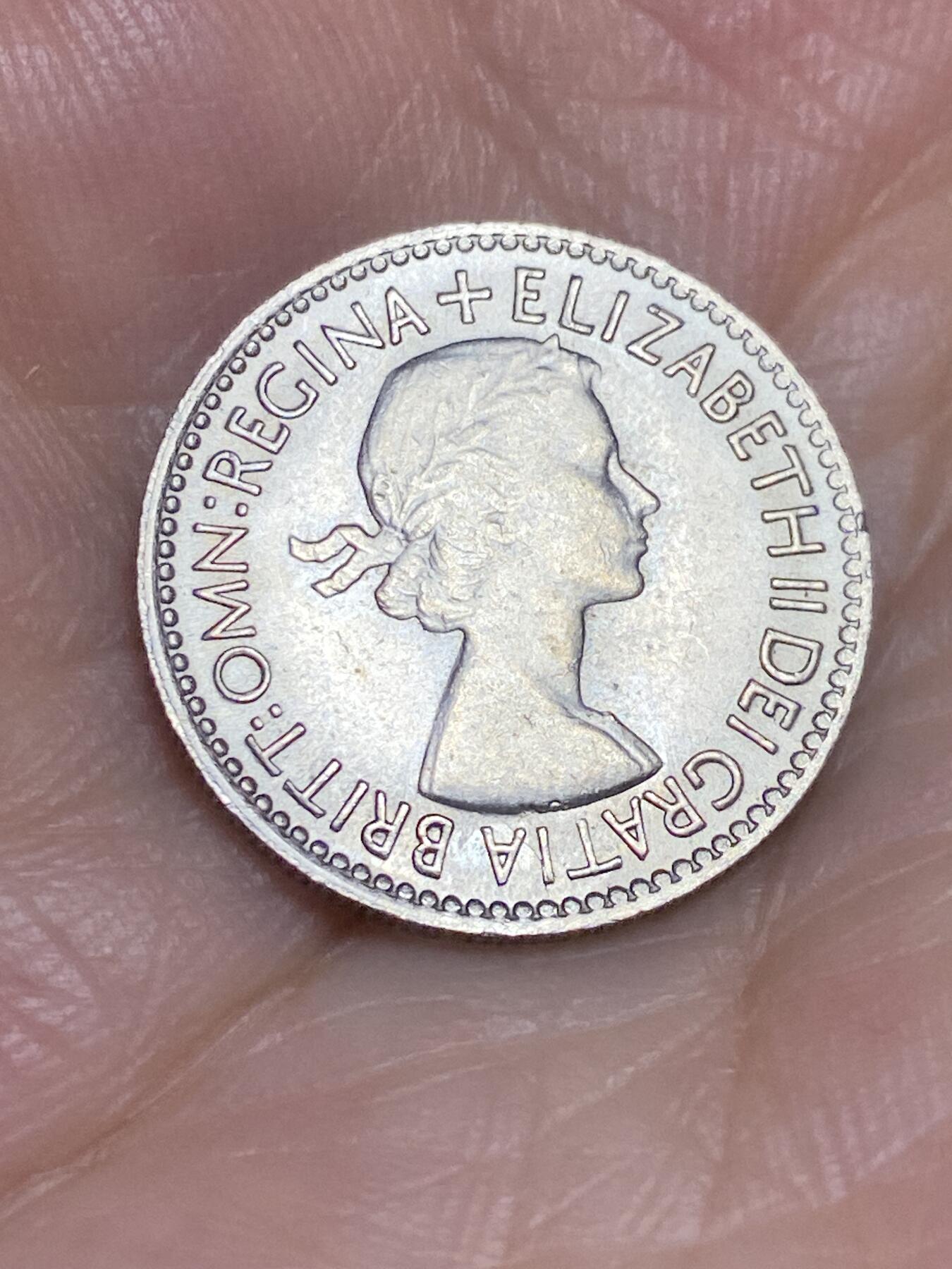 2025年第六十五场(总第九十一场）外国好品散币(免佣金) 原光好品–英国🇬🇧1953单年份6便士(伊丽莎白二世青年桂冠，加冕年版)