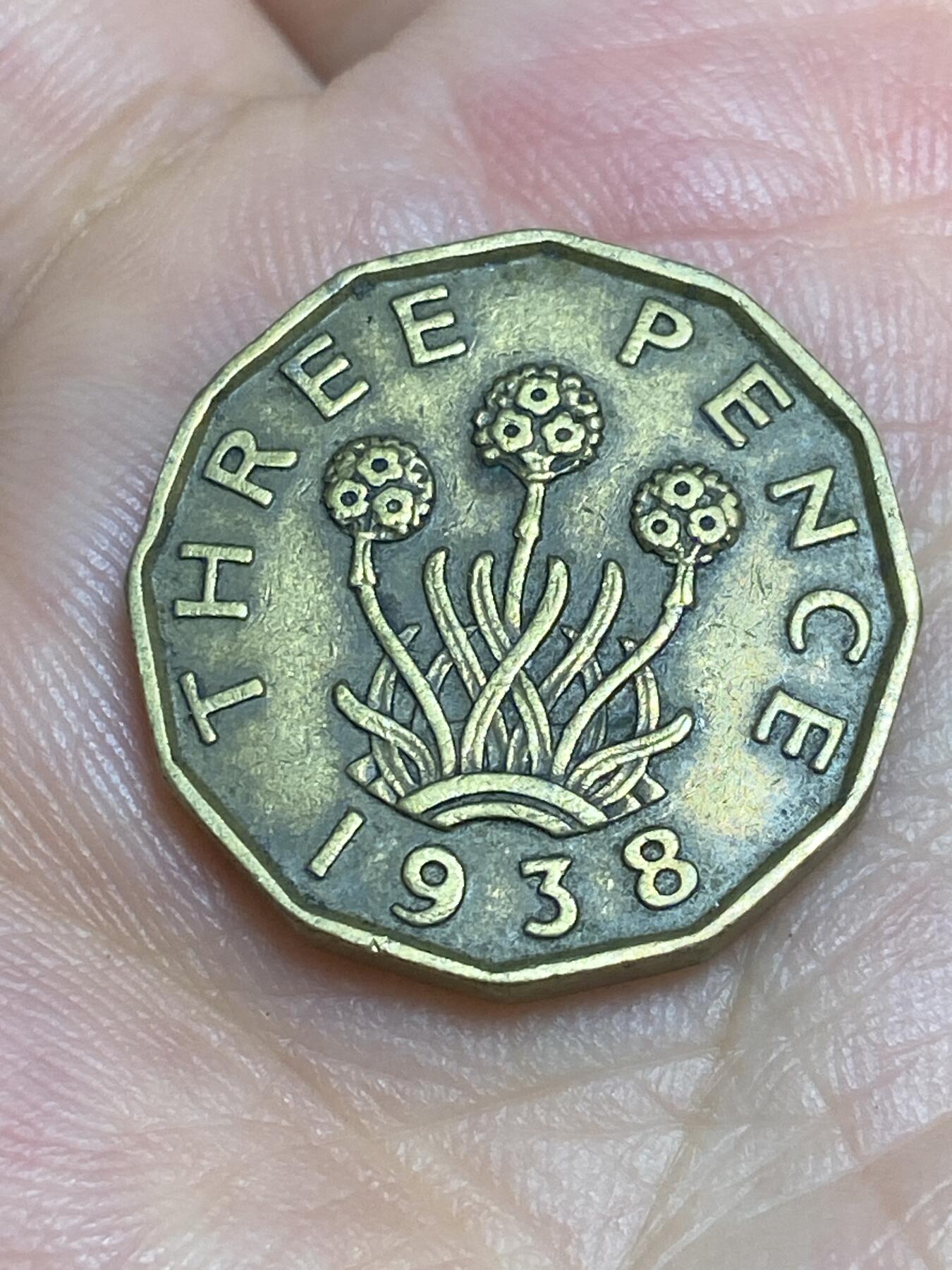 2025年第六十五场(总第九十一场）外国好品散币(免佣金) 早期年份–英国🇬🇧1938年3便士(乔治六世第一版，印度皇帝加字版)