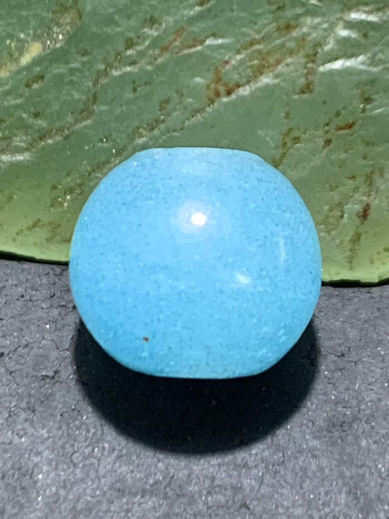 罕见建国前后库存夜光琉璃苹果珠一颗，