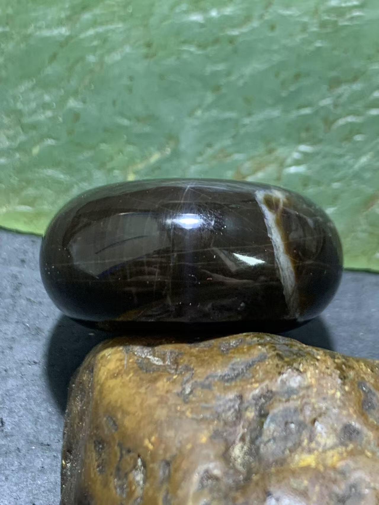 精美天然缅甸树化玉面包圈平安扣一颗！