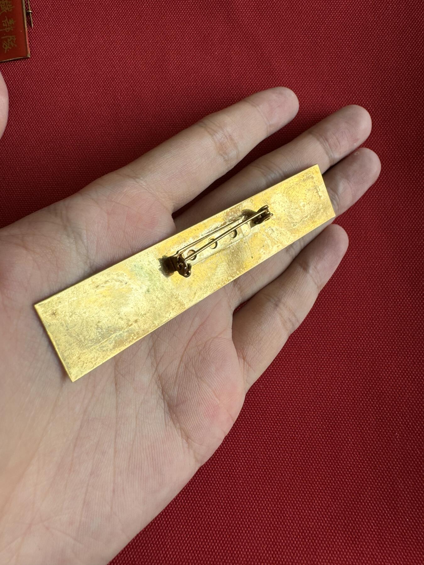 五哥徽章群   16号周三晚上八点4群联拍