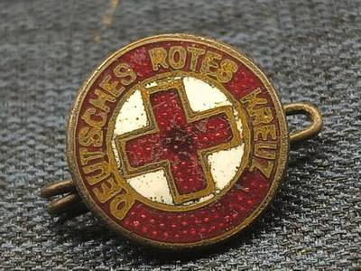 古林万国勋赏☆☆爱藏☆☆精品第二期-分享拍场赚佣金 - 民主德国（Deutsches Rotes Kreuz）国际红十字会证章  五十年代T1版黄铜热珐琅版本