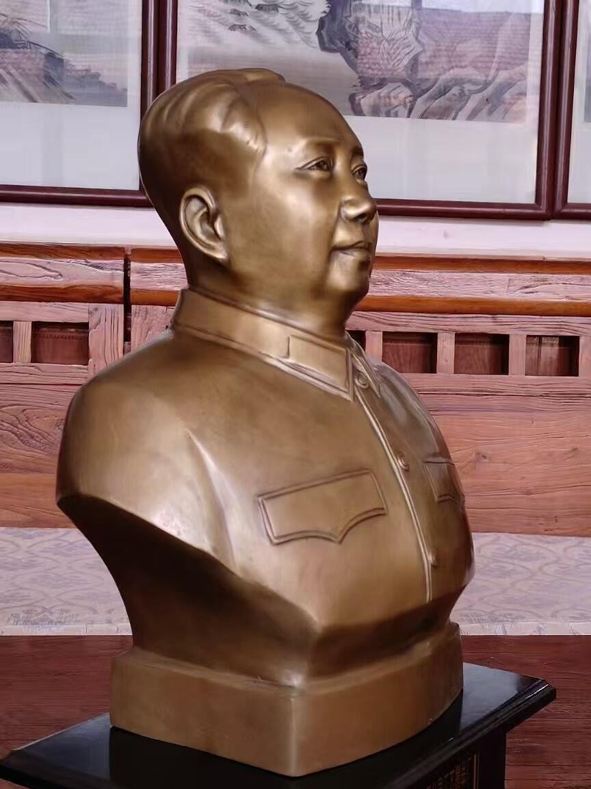老干部家惠让伟大领袖毛主席铜像，开脸端详，总高45/宽28/前后20厘米，重8.1斤完整无损，保老保真。
