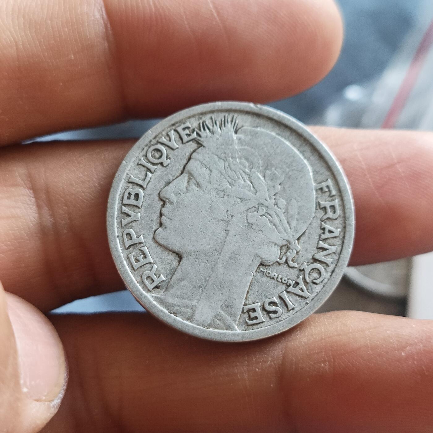 泡泡币外币第五十九场可代拍15038385335微信 法国50B二法