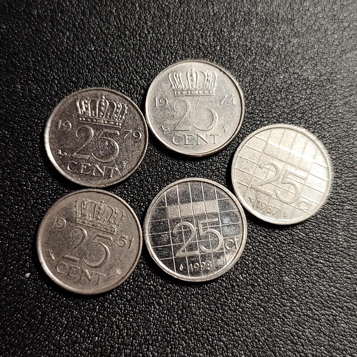 泉币菌-第52场-各国散币场