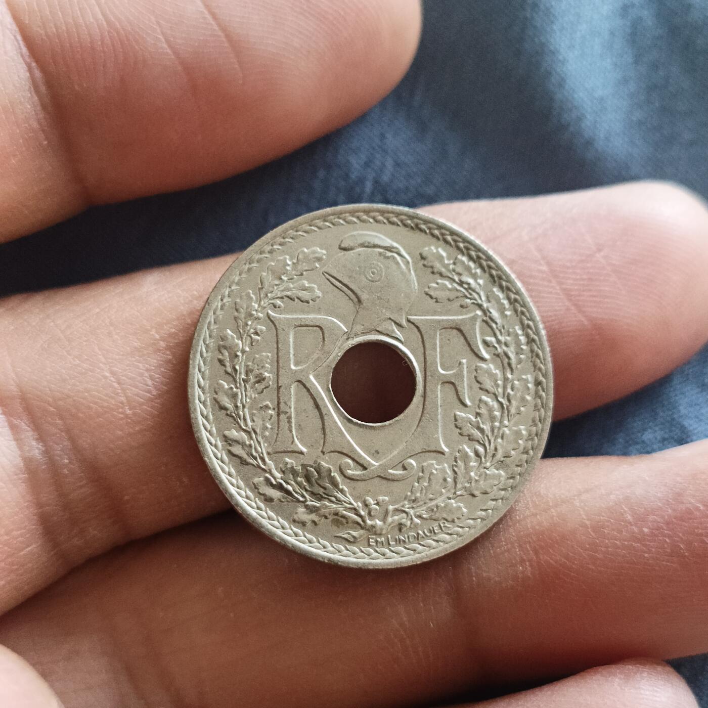 泡泡币外币第五十九场可代拍15038385335微信 法国39年25分