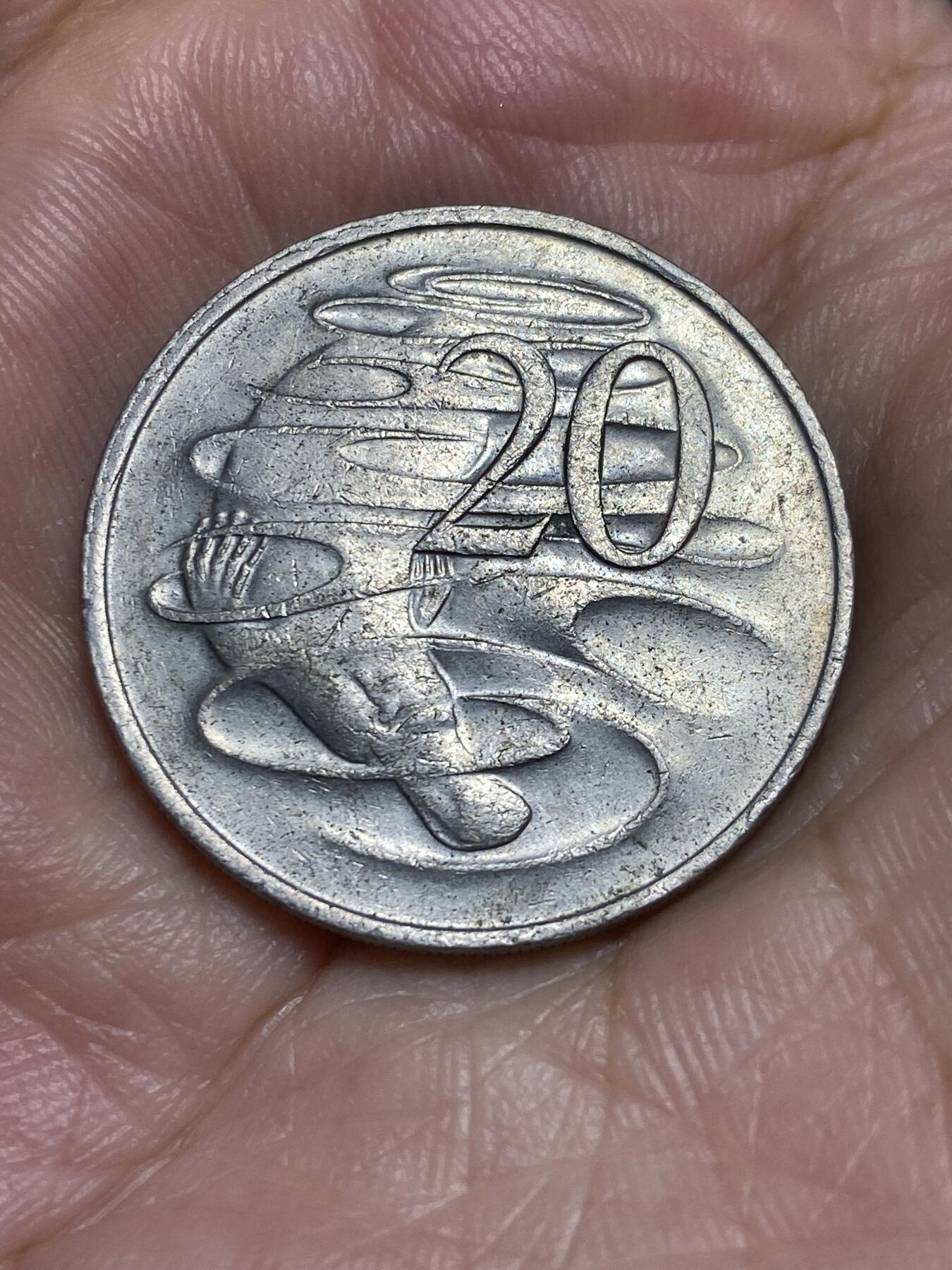 2025年第六十六场(总第九十二场）外国好品散币(免佣金) 澳大利亚🇦🇺1977年20分(伊丽莎白二世中年花冠)