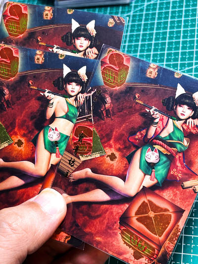 显眼宝23期 都是自己玩的卡 - 卡颜月色卡牌  原创月华录系列人物艺术卡，宝青坊主共3张   折光钻闪   大卡尺寸  63*88