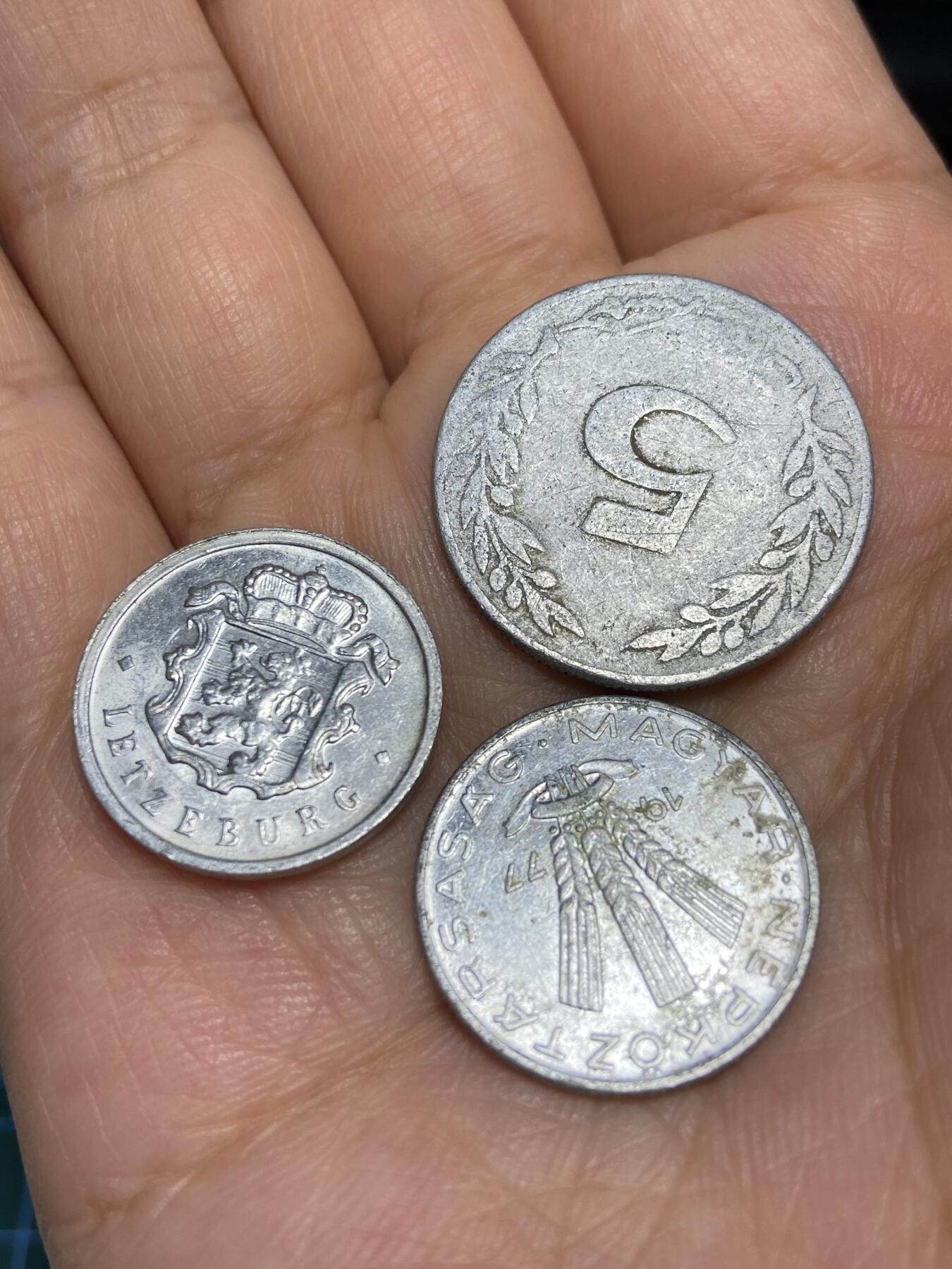 2025年第六十六场(总第九十二场）外国好品散币(免佣金) 3枚：匈牙利🇭🇺1977年20菲勒，卢森堡🇱🇺1954年25分，突尼斯🇹🇳1960年5米利姆