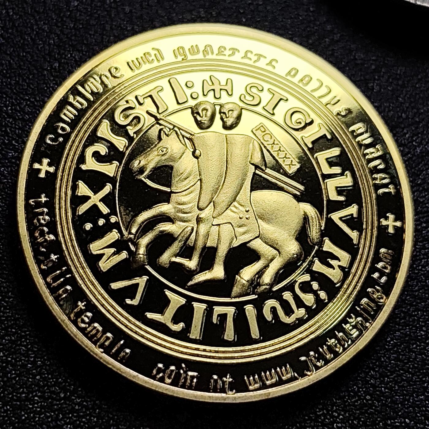 泉币菌-第53场-精品场 马剑圣殿骑士金色 纪念章 直径约40mm 