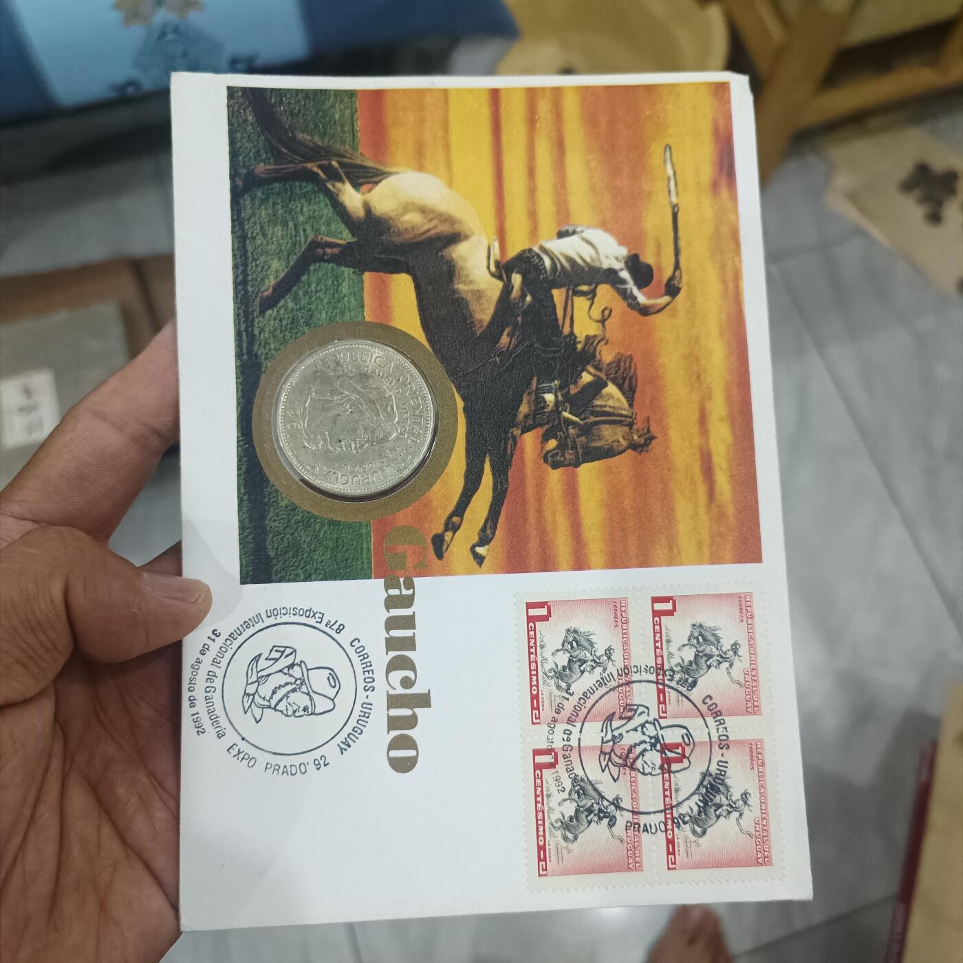 泡泡币外币第六十场可代拍15038385335微信 乌拉圭十比索大银币原册