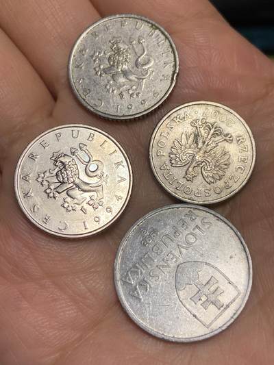 2025年第六十六场(总第九十二场）外国好品散币(免佣金) - 4枚:斯洛伐克🇸🇰1993年50赫勒，捷克🇨🇿1996年，1994年1克朗，波兰🇵🇱2007年20格罗希