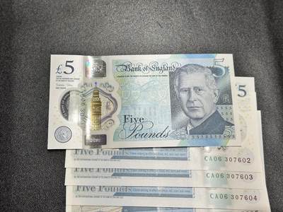 《外钞收藏家》第五百四十七期（本期稀少裸币、刀币、精品评级）（本平台长期征集拍品、欢迎藏友们联系合作） 2023年英国查尔斯版5镑 标准10连号（01-10） 全新UNC