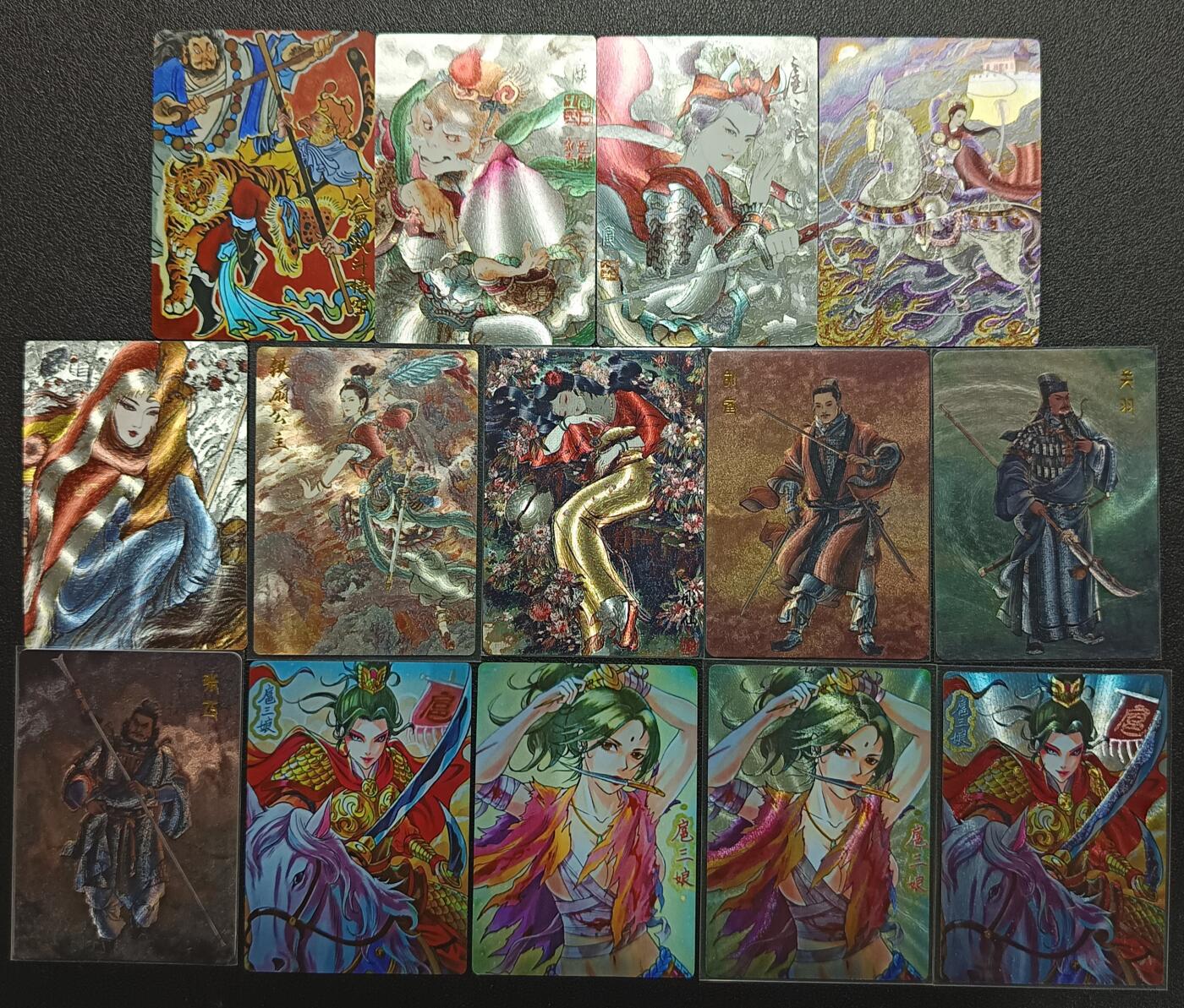 天玑星卡拍第一百零五期《7.17周四截拍》持续收拍收评中 满赠卡需备注 各家散卡 十四张 其中两张扈三娘限编500